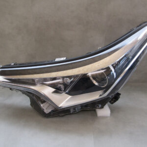 Koplamp Toyota CHR CH-R Standaard Lens 16-19 LH 81150 F4030 Q584/K5 4G