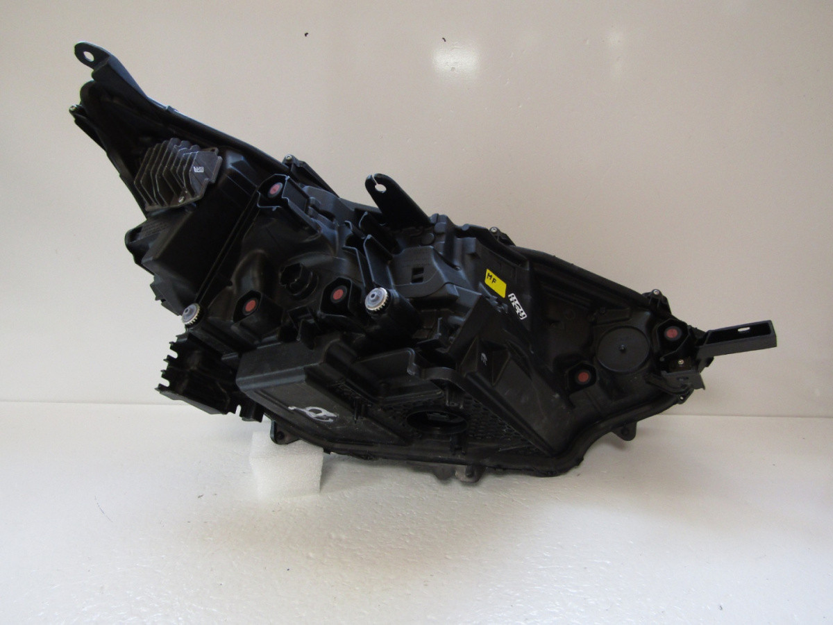 Koplamp Toyota BZ4X FULL LED 22- LH Q169/A26