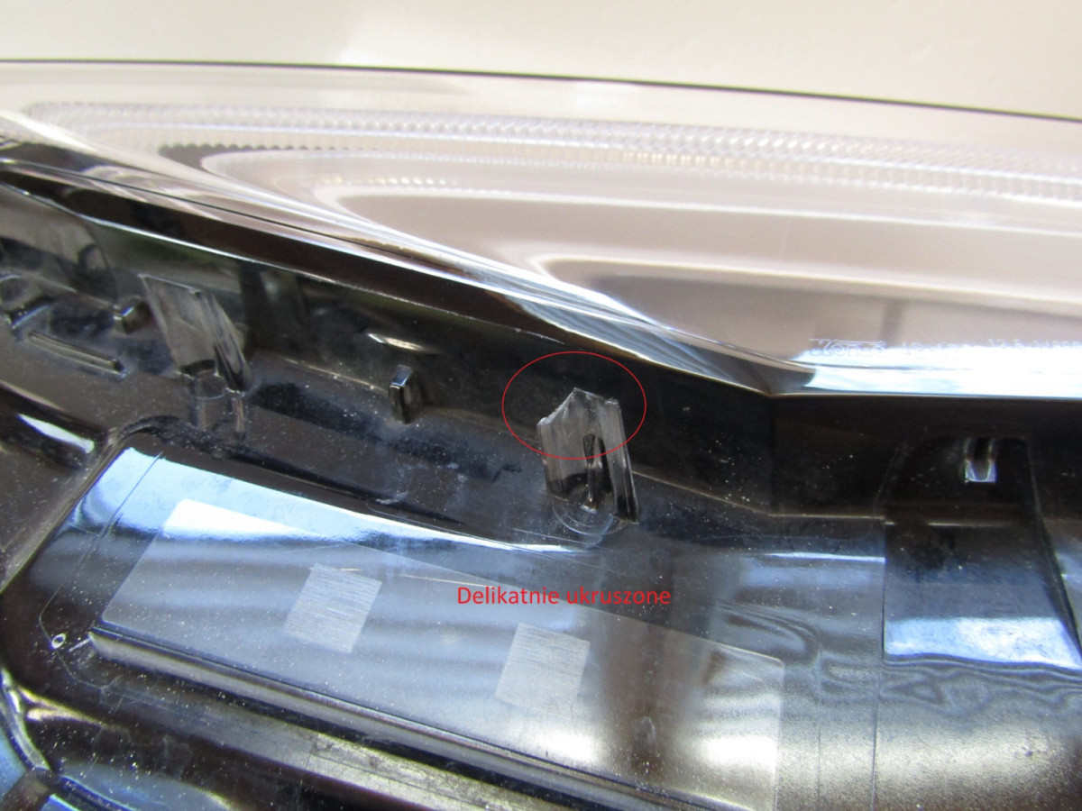 Koplamp Toyota BZ4X FULL LED 22- LH Q169/A26