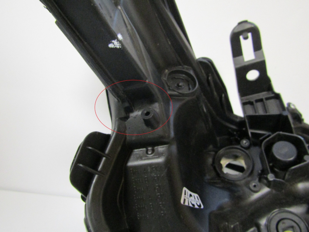 Koplamp Lexus ES 7 VII LED-18-21 LH Q105/C85