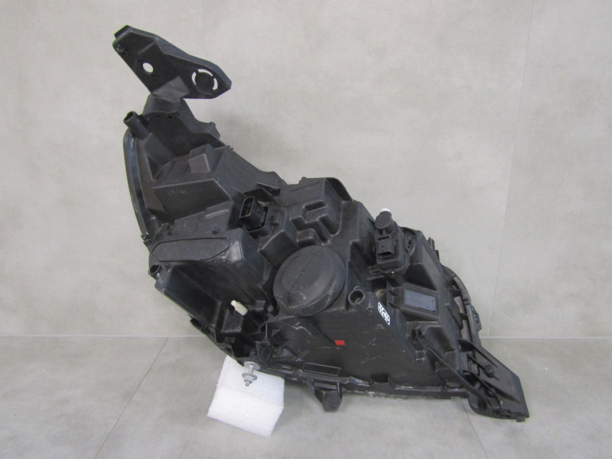 Koplamp Peugeot 208 II 2 LED 19-23 LH LINKS9833036380 Q1602/K4 15F