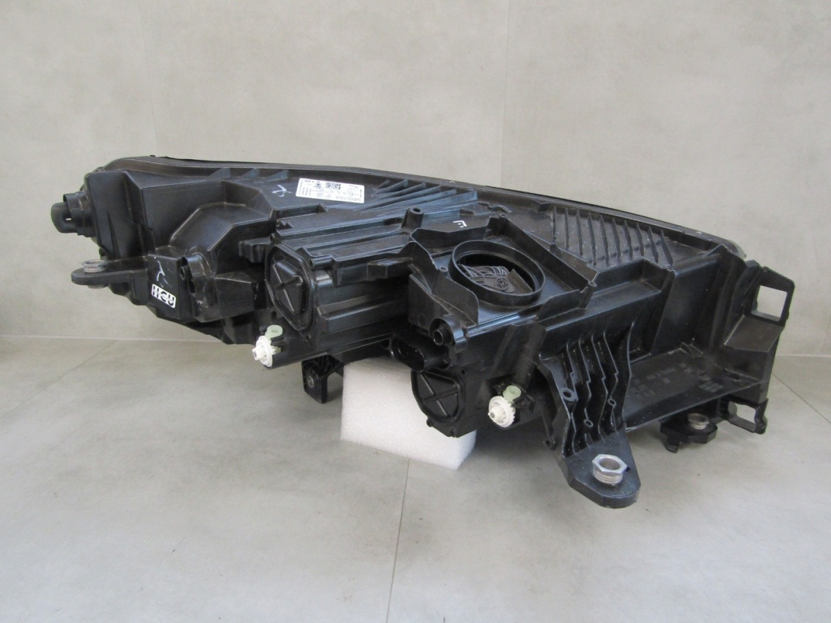 Koplamp Skoda Enyaq FULL LED LH Links 20- 5LB941015A Q1595/K4 5F