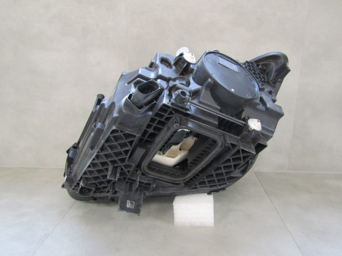 Koplamp Mercedes B-Klasse 247 Facelift MULTIBEAM 23- RH A2479061404 Q823/K5 8G