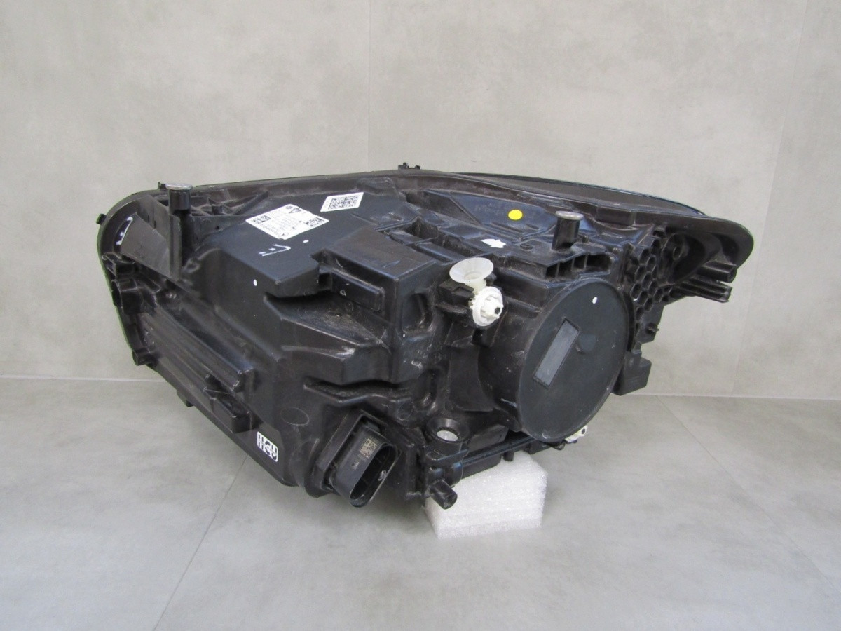 Koplamp Mercedes B-Klasse W247 Facelift LED PERFORMANCE 22- RH A2479061004 Q954/K4 1B