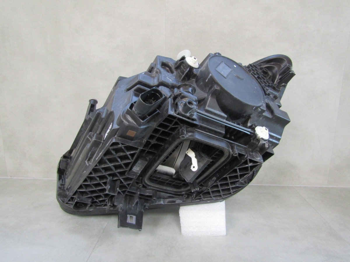 Koplamp Mercedes B-Klasse W247 Facelift LED PERFORMANCE 22- RH A2479061004 Q954/K4 1B