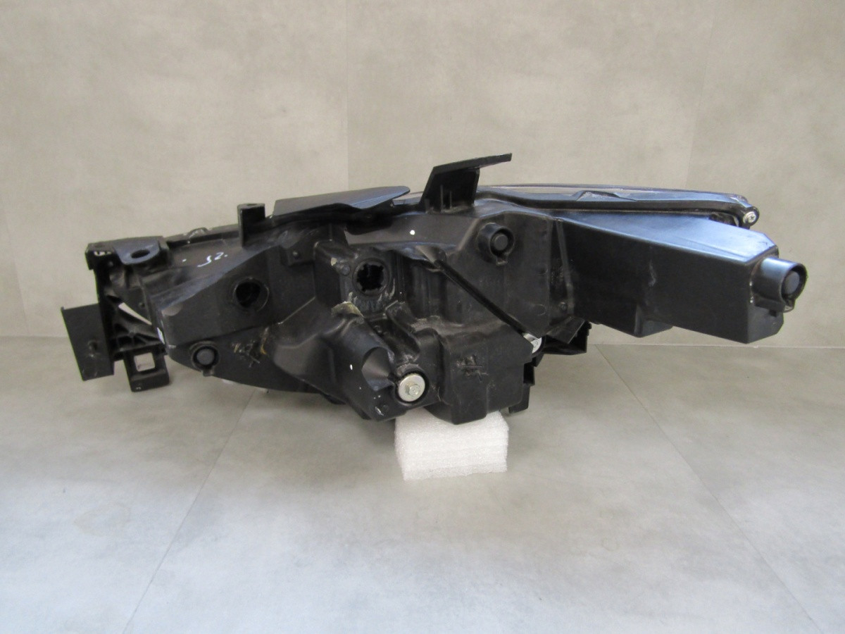 Koplamp Mazda CX5 2 II LED-17-21 RH Q620/A120