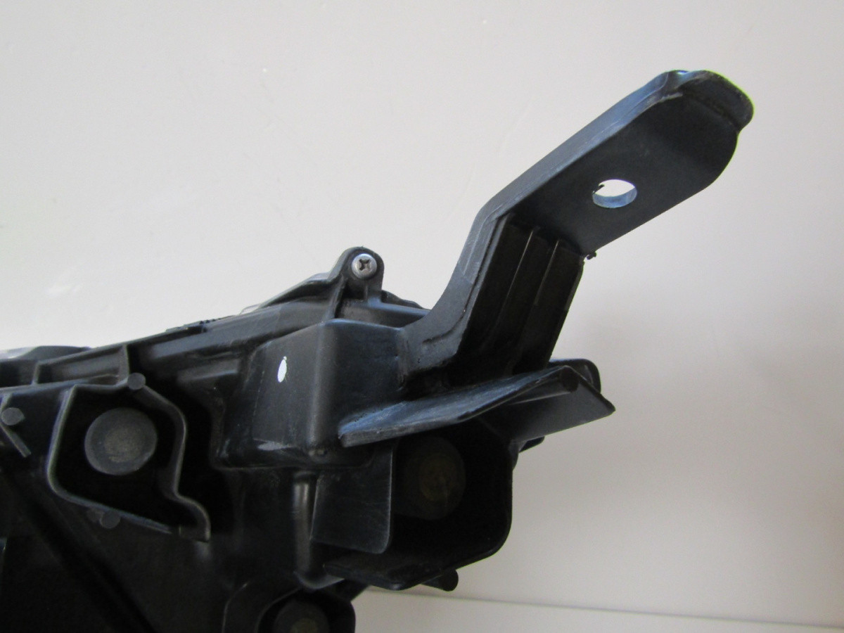 Koplamp Toyota Yaris Cross FULL LED 17-22 RH Q62/E69