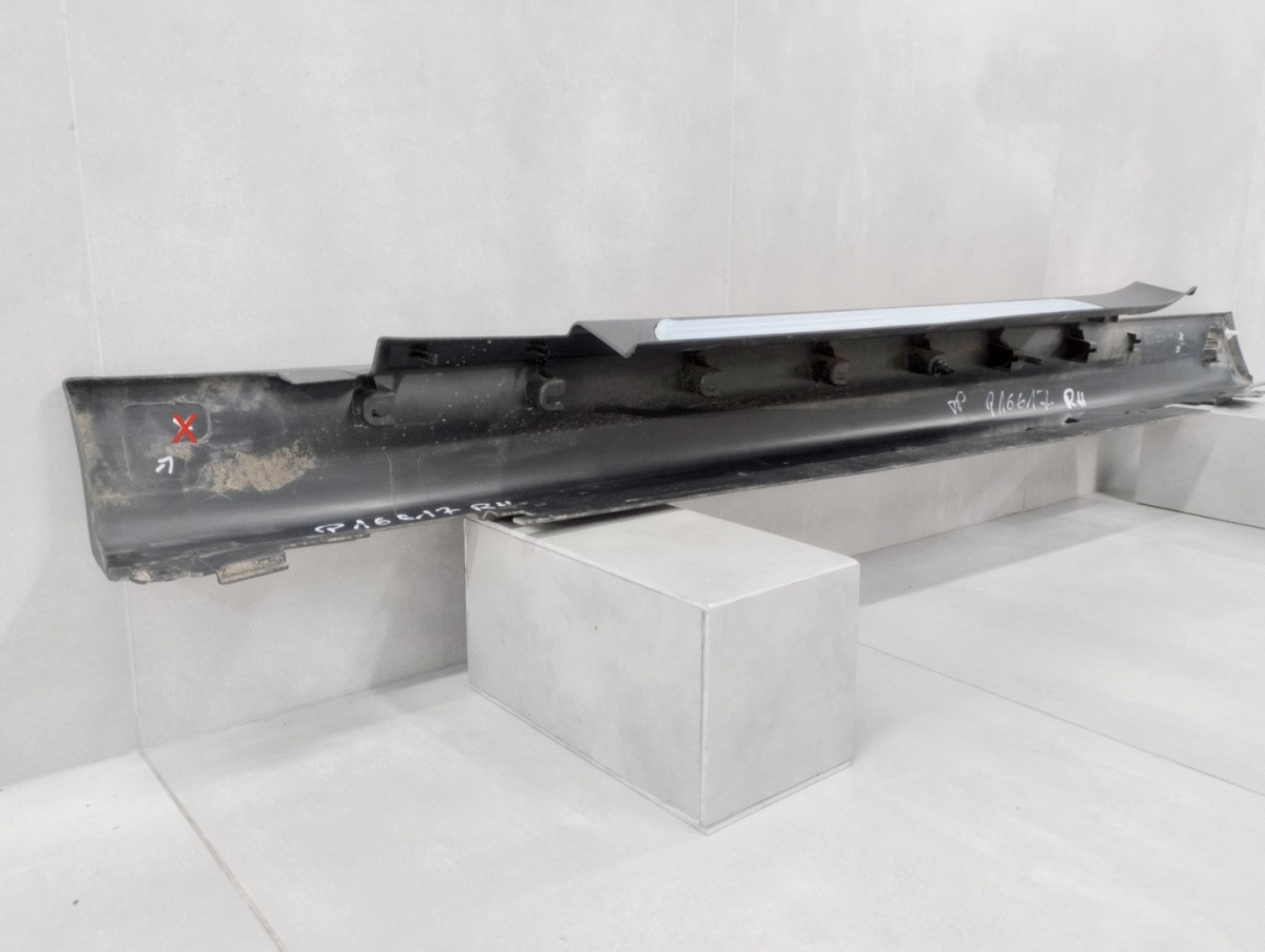 Zijskirt Dorpellijst Rechts Mini Cooper F56 F57 13-24 16189910GB Dorpel P16617