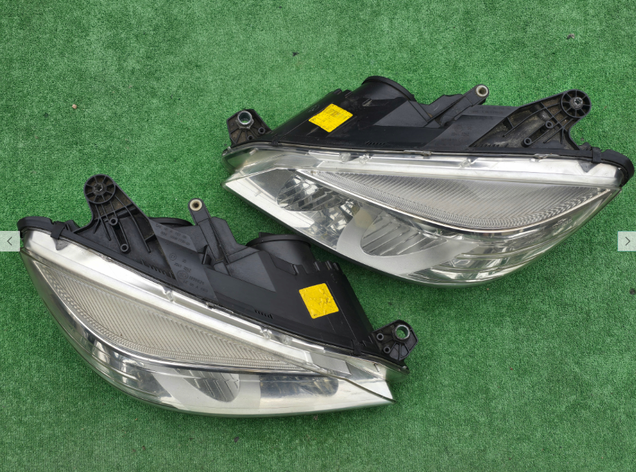 Koplamp MERCEDES C-KLASSE W204 HEADLAMP LENS A2048200161 LEFT RIGHT