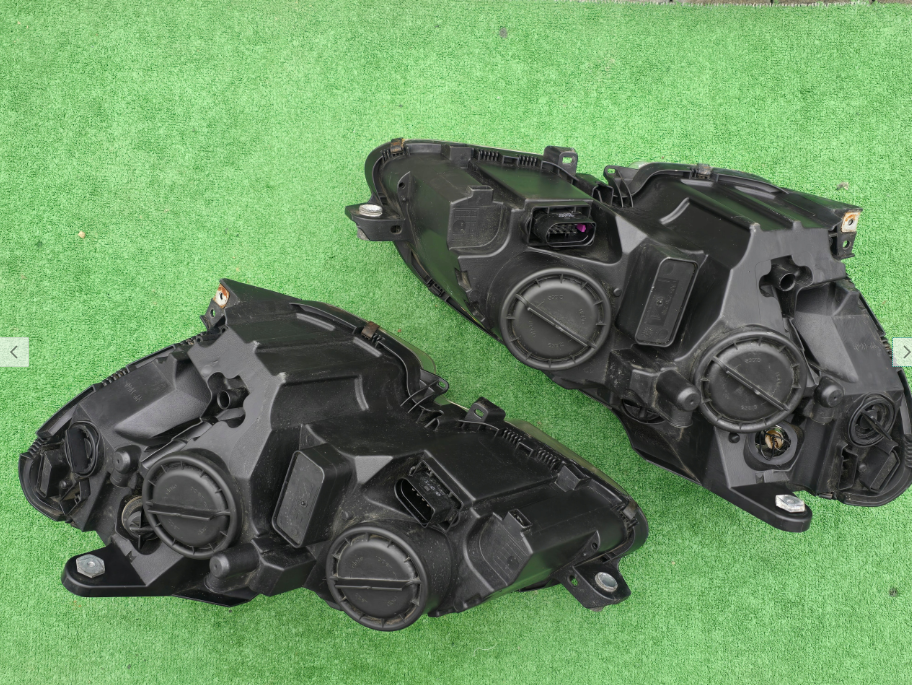 Koplamp MERCEDES C-KLASSE W204 HEADLAMP LENS A2048200161 LEFT RIGHT