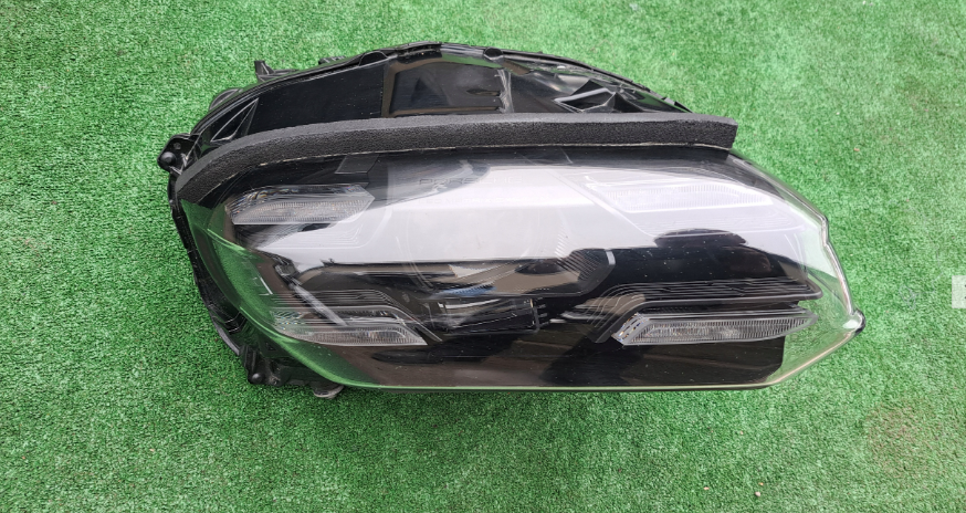 Koplamp PORSCHE TAYCAN 9JA MATRIX HEADLAMP 9JA.941.006.B