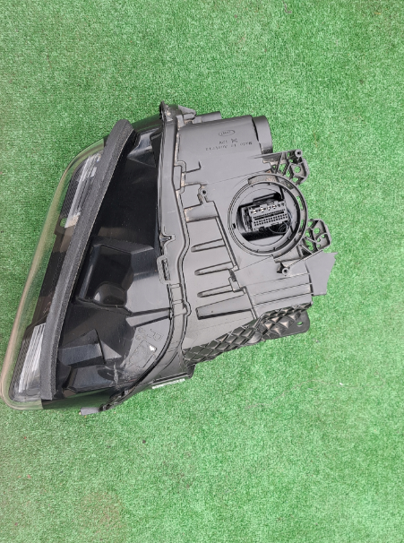 Koplamp PORSCHE TAYCAN 9JA MATRIX HEADLAMP 9JA.941.006.B