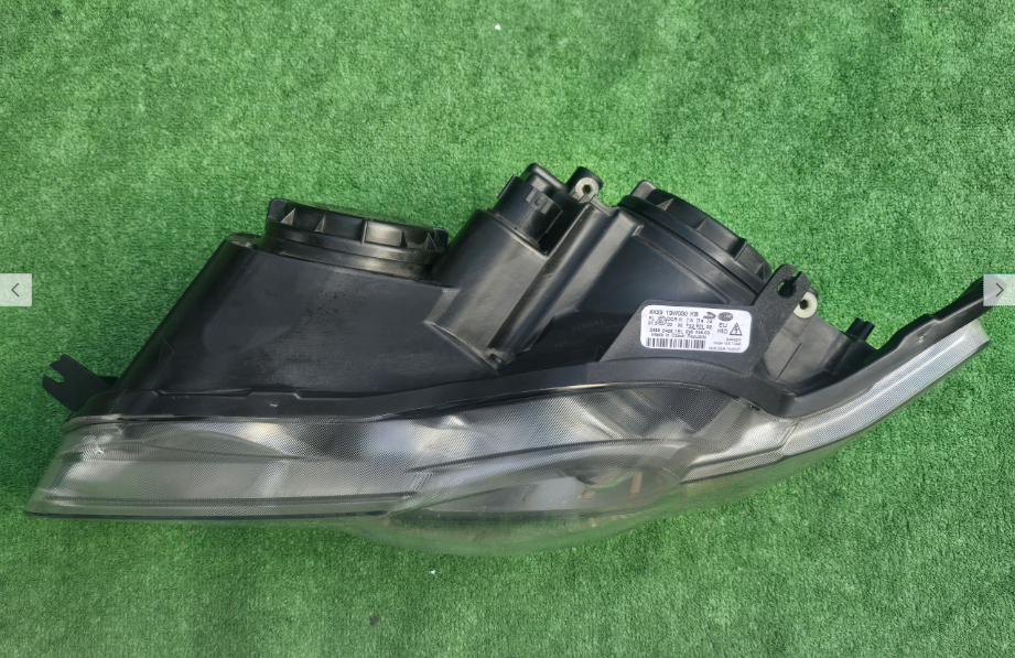 Koplamp JAGUAR XF X250 BI-XENON HEADLAMP KIT 8X2313W030KB