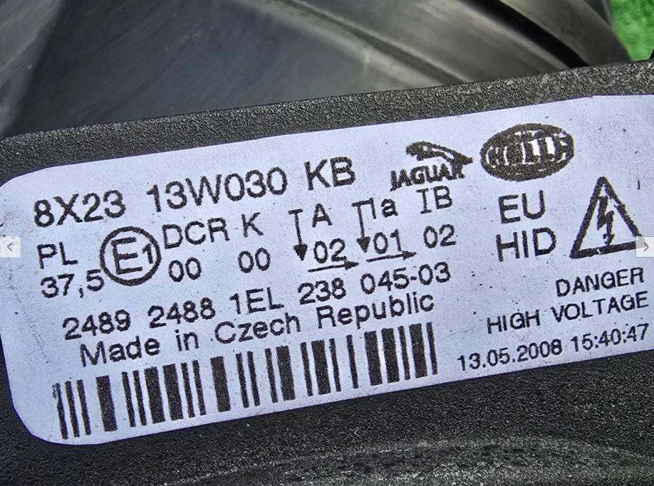 Koplamp JAGUAR XF X250 BI-XENON HEADLAMP KIT 8X2313W030KB