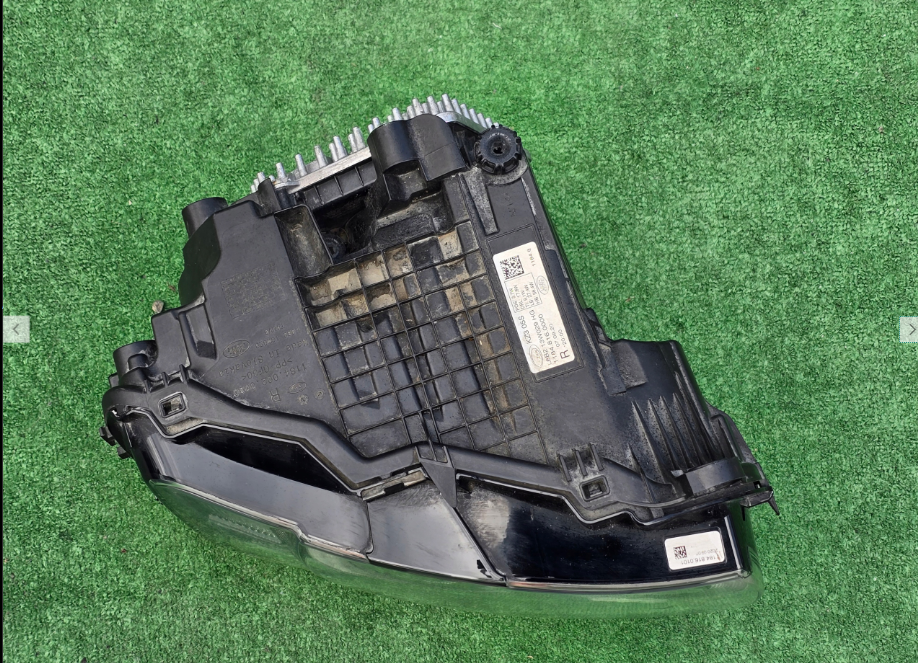 Koplamp LAND ROVER DEFENDER FULL LED HEADLAMP KIT L8B213W029HG