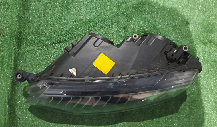 Koplamp SKODA OCTAVIA 3 III BI-XENON TURNING FRONT LAMP