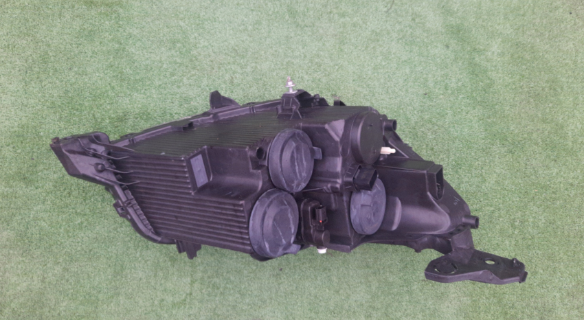 Koplamp PEUGEOT 208 2 II STANDARD FRONT LAMP 9823194080