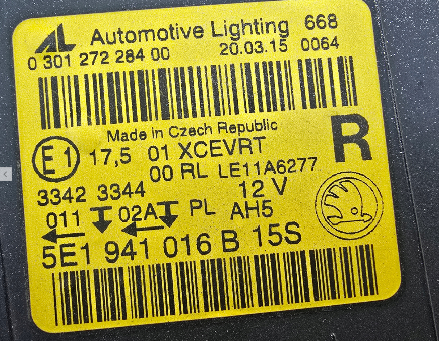 Koplamp SKODA OCTAVIA 3 III 5E1 BI-XENON TURNING FRONT LAMP