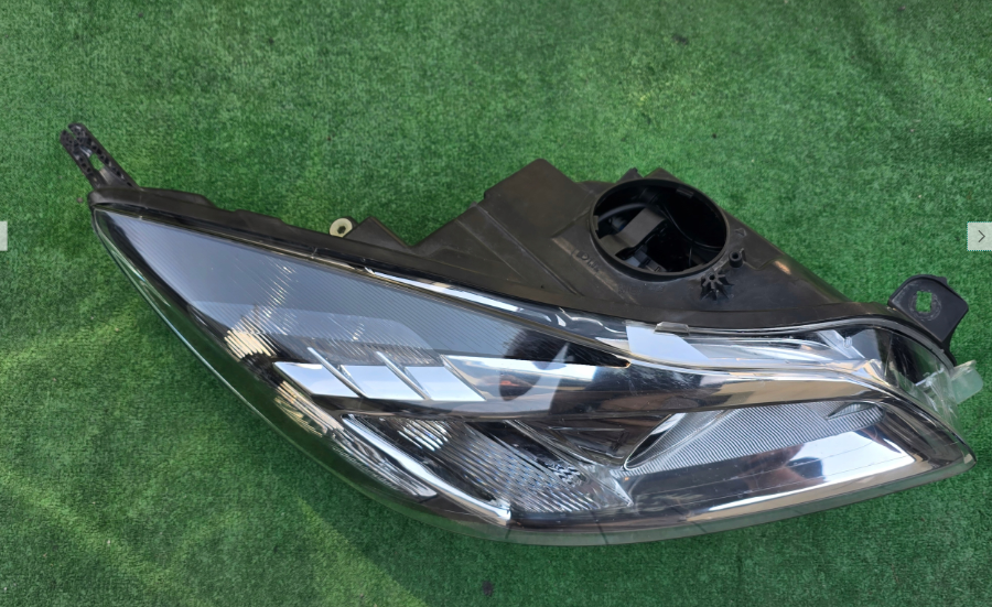 Koplamp OPEL INSIGNIA A BI-XENON TURNING FRONT LAMP 1ZT009631-02