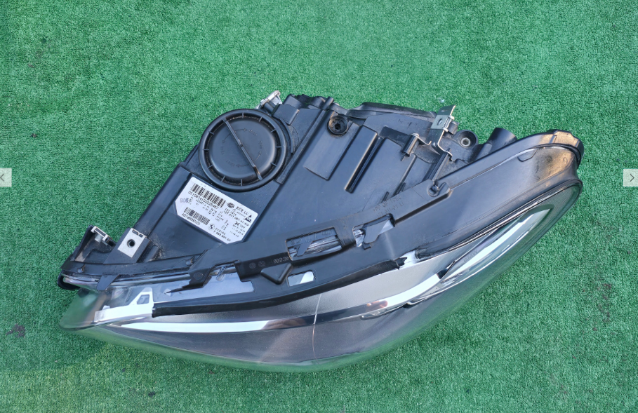 Koplamp BMW 5 V F10 F11 FACELIFT BI-XENON TURNING FRONT LAMP KIT 1ZT011087-41/AO