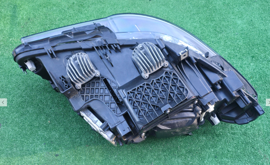 Koplamp BMW 5 V F10 F11 FACELIFT BI-XENON TURNING FRONT LAMP KIT 1ZT011087-41/AO