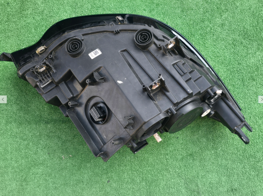 Koplamp BMW I3 FULL LED HEADLAMP 63.11-7472185-02