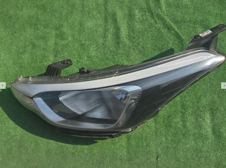 Koplamp HYUNDAI I20 2 II STANDARD FRONT LAMP