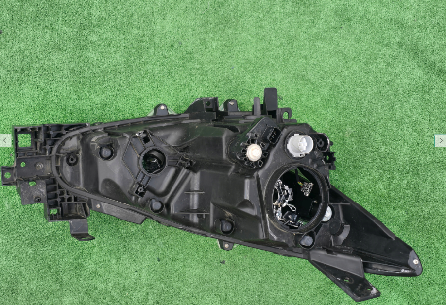 Koplamp MAZDA 3 III BM BI-XENON TURNING FRONT LAMP BHR251040