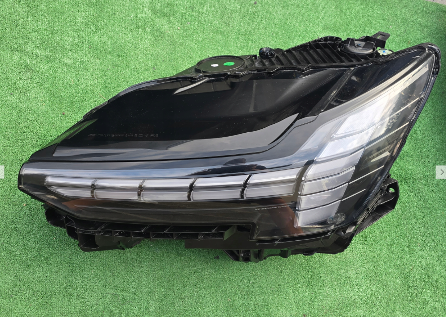 Koplamp VOLVO EX90 FULL LED HEADLAMP 32450062