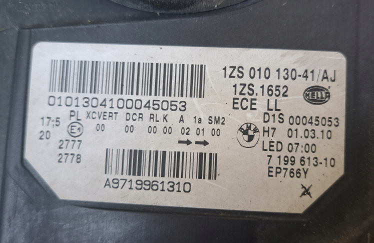 Koplamp BMW 5 V GT F07 BI-XENON TURNING FRONT LAMP 1ZS010130-41/AJ