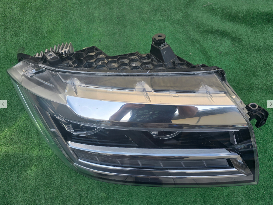 Koplamp Volkswagen CRAFTER 7C1 FULL LED HEADLAMP 7C1.941.036.D