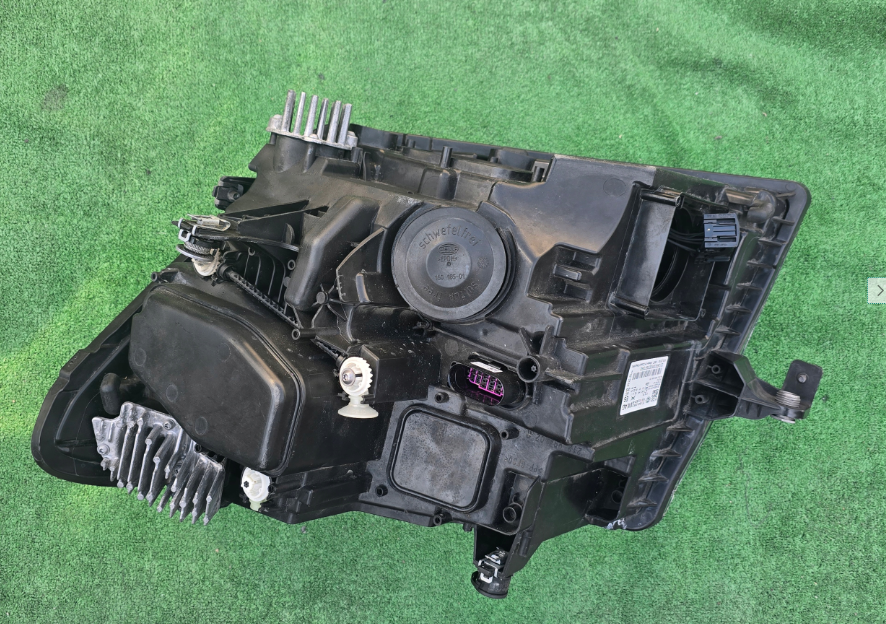 Koplamp Volkswagen CRAFTER 7C1 FULL LED HEADLAMP 7C1.941.036.D