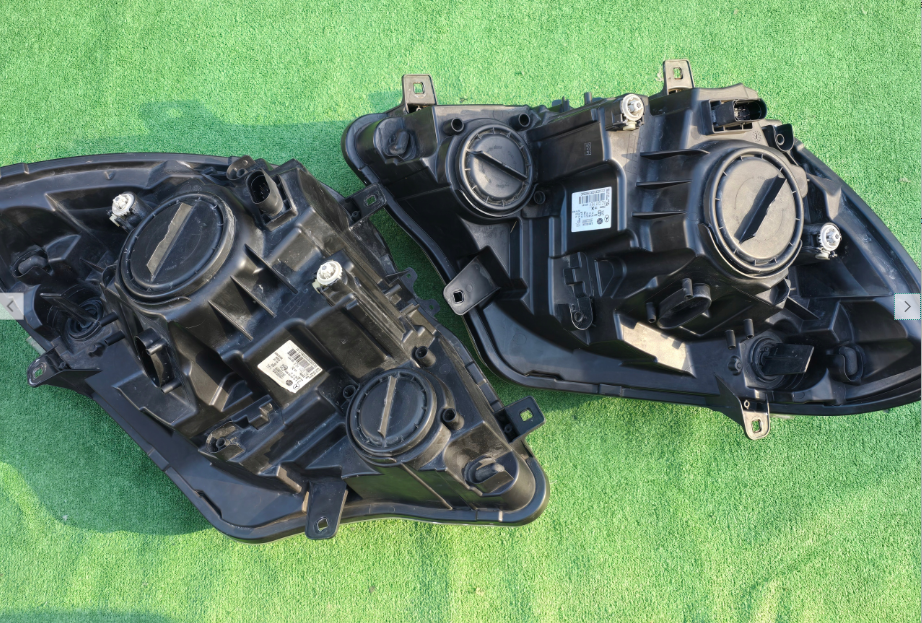 Koplamp MERCEDES SPRINTER W906 FACELIFT HEADLAMPS A9068202461 A9068202361