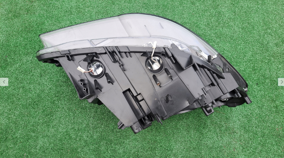 Koplamp BMW 5 V F10 F11 BI-XENON HEADLAMP 1EL010131-51/AJ