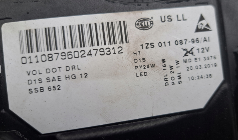 Koplamp BMW 5 V F10 F11 FACELIFT BI-XENON TURNING FRONT LAMP 1ZS011087-96/AI