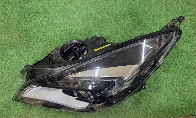 Koplamp OPEL INSIGNIA A FACELIFT BI-XENON HEADLAMP