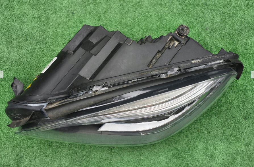 Koplamp MERCEDES ML W166 BI-XENON TURNING FRONT LAMP A1668207859