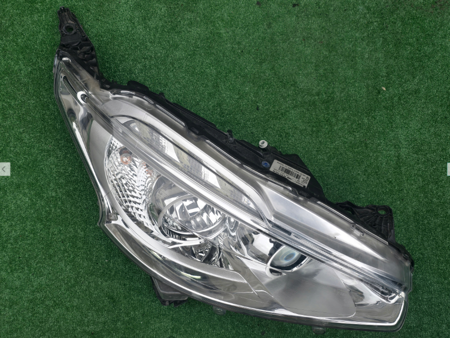 Koplamp PEUGEOT 208 LENS+ LED FRONT LAMP 9802221680