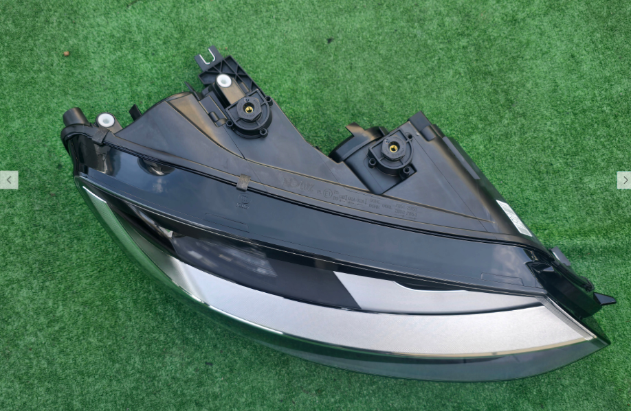 Koplamp Volkswagen SHARAN 2 II 7N1 FRONT LAMP 7N1941006C