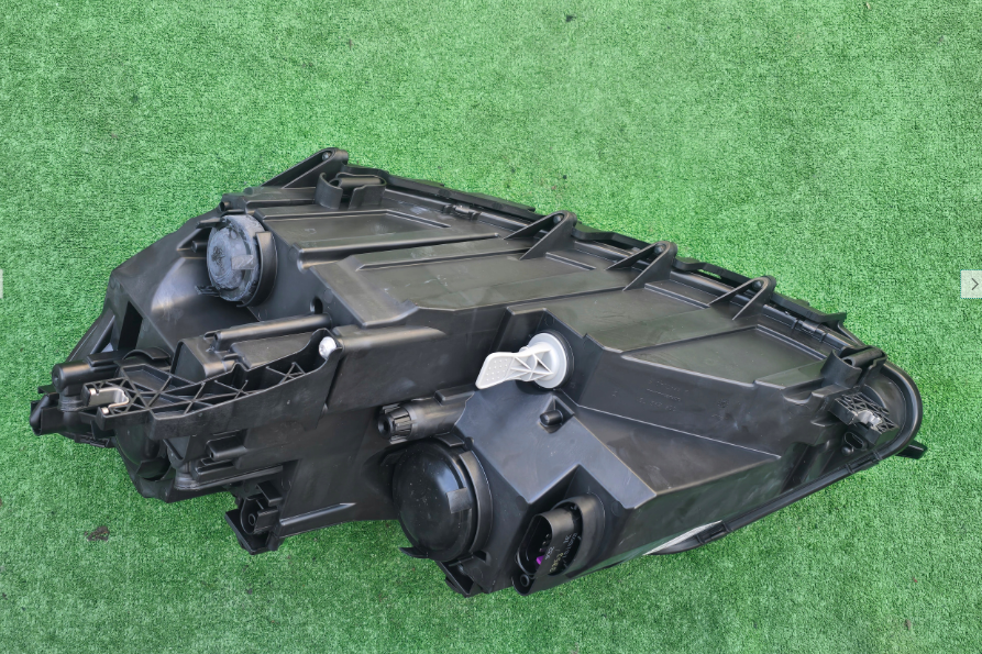 Koplamp Volkswagen SHARAN 2 II 7N1 FRONT LAMP 7N1941006C