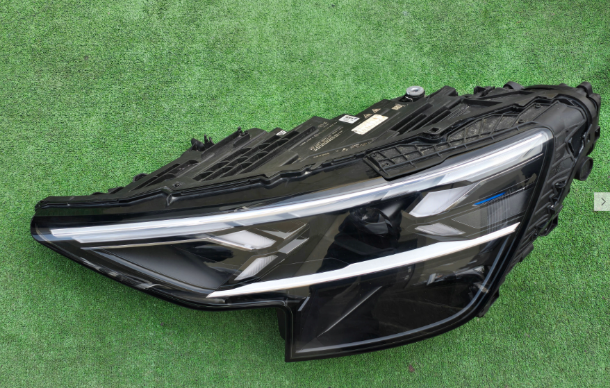 Koplamp AUDI Q8 4M8 FACELIFT FULL LED HEADLAMP KIT 4M8.941.085