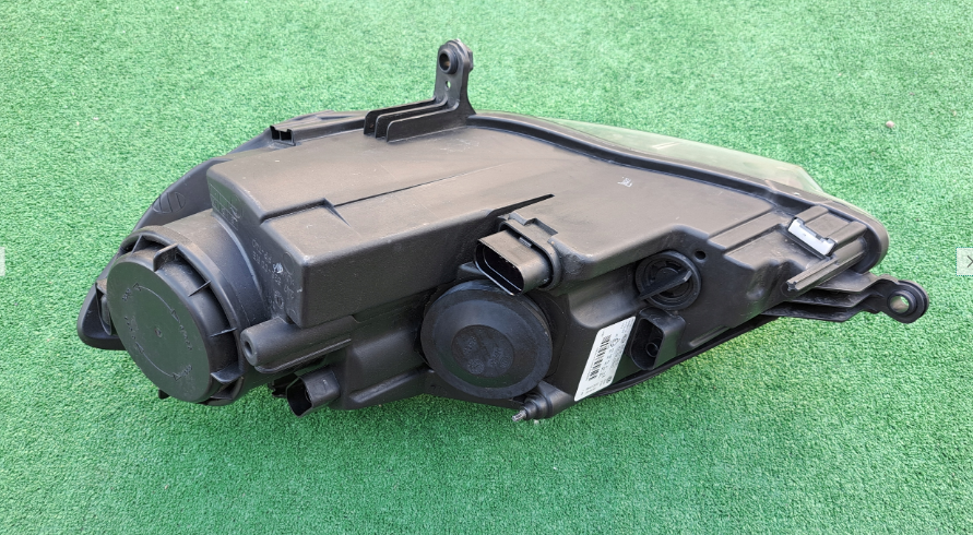 Koplamp Volkswagen GOLF 6 PLUS 5M1 STANDARD FRONT LAMP 5M1941006G