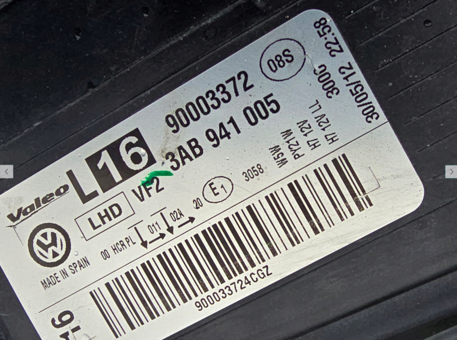 Koplamp Volkswagen PASSAT B7 3AB STANDARD HEADLAMPS 3AB941006 3AB941005