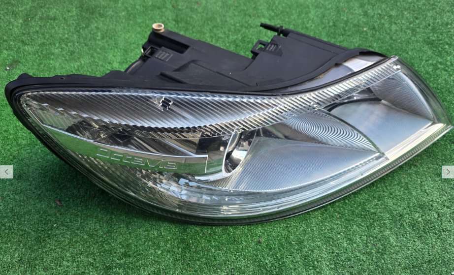 Koplamp SKODA OCTAVIA 2 II FACELIFT FRONT LAMP LENS