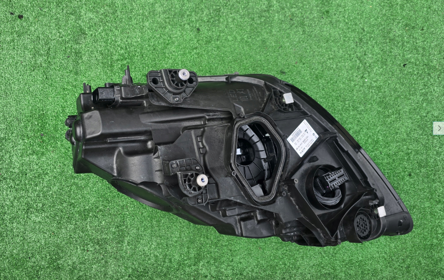 Koplamp PORSCHE CAYENNE 9Y0 MATRIX HEADLAMP 9Y0.941.036.J