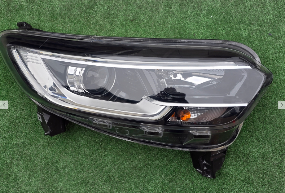 Koplamp RENAULT KADJAR LENS+ LED FRONT LAMP 260101096R