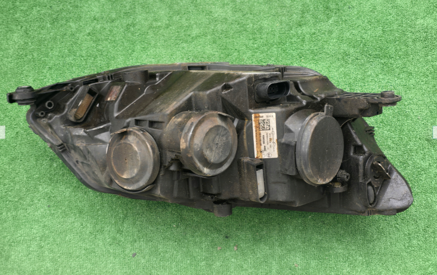 Koplamp SKODA FABIA 3 III 6V1 STANDARD FRONT LAMP