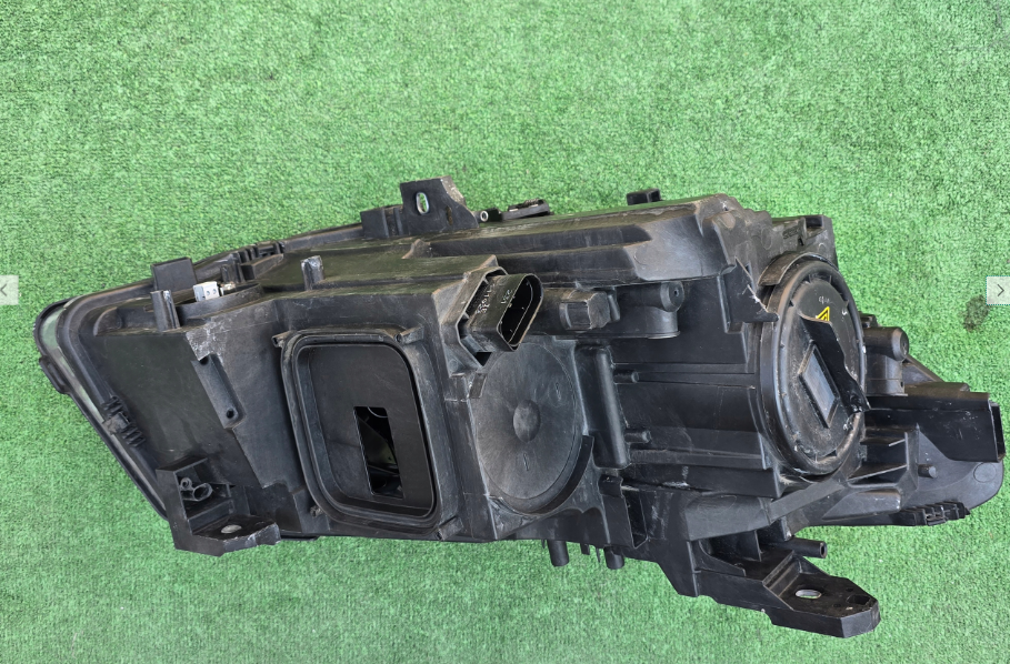 Koplamp MERCEDES CLA W117 BI-XENON HEADLAMP A1179065100