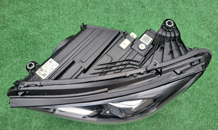 Koplamp MERCEDES GT AMG W290 FULL LED LAMPA PRZEDNIA A2909062301