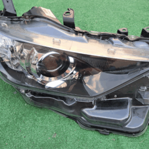 Koplamp TOYOTA AURIS 2 II FACELIFT LENS + LED FRONT LAMP